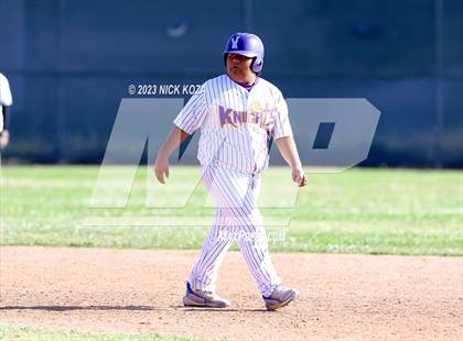Thumbnail 1 in Paramount vs. Lynwood photogallery.