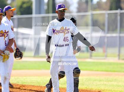 Thumbnail 3 in Paramount vs. Lynwood photogallery.