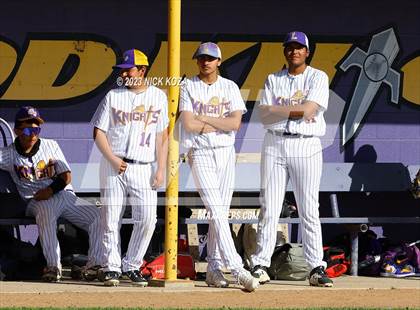 Thumbnail 3 in Paramount vs. Lynwood photogallery.