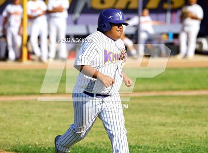Thumbnail 1 in Paramount vs. Lynwood photogallery.