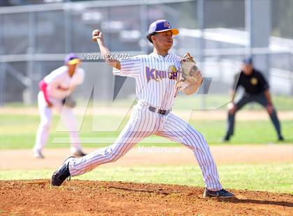 Thumbnail 2 in Paramount vs. Lynwood photogallery.