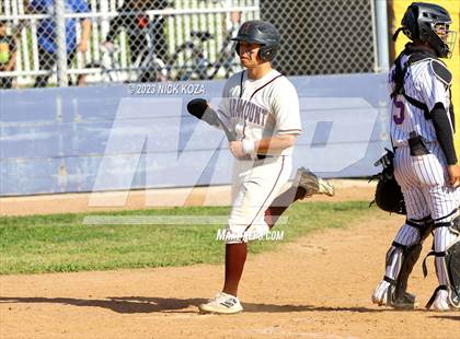 Thumbnail 3 in Paramount vs. Lynwood photogallery.