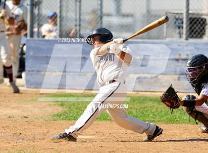 Thumbnail 2 in Paramount vs. Lynwood photogallery.