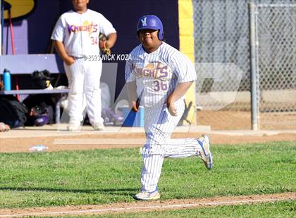 Thumbnail 1 in Paramount vs. Lynwood photogallery.