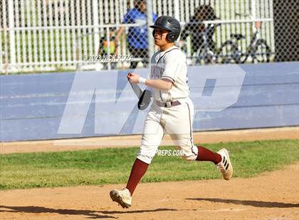 Thumbnail 1 in Paramount vs. Lynwood photogallery.