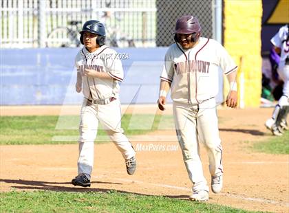 Thumbnail 3 in Paramount vs. Lynwood photogallery.