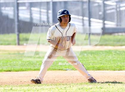 Thumbnail 3 in Paramount vs. Lynwood photogallery.