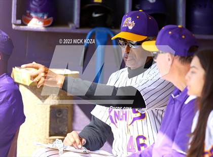 Thumbnail 1 in Paramount vs. Lynwood photogallery.