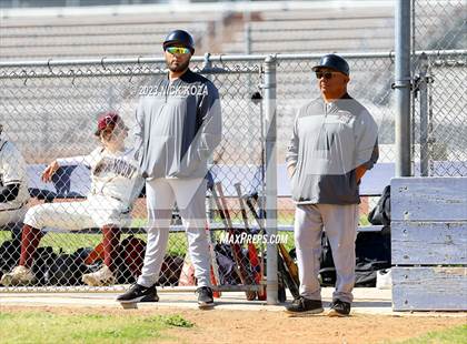Thumbnail 3 in Paramount vs. Lynwood photogallery.