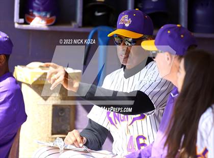 Thumbnail 2 in Paramount vs. Lynwood photogallery.