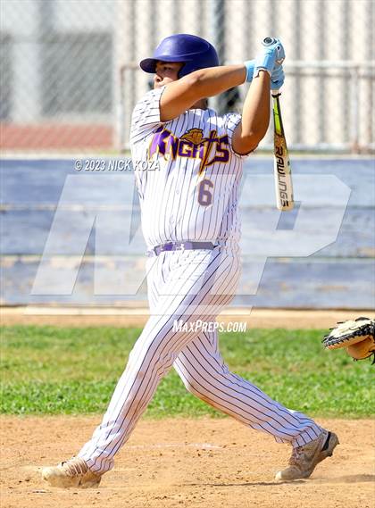 Thumbnail 1 in Paramount vs. Lynwood photogallery.
