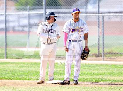 Thumbnail 2 in Paramount vs. Lynwood photogallery.