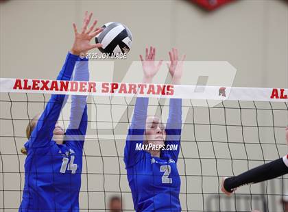 Thumbnail 2 in Warren @ Alexander photogallery.