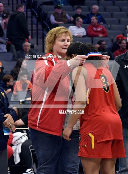 Thumbnail 2 in Rosary Academy vs. Bishop O'Dowd (CIF State D1 Final) photogallery.