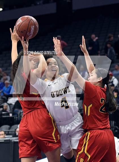 Thumbnail 1 in Rosary Academy vs. Bishop O'Dowd (CIF State D1 Final) photogallery.