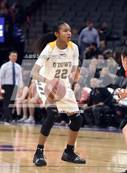 Thumbnail 3 in Rosary Academy vs. Bishop O'Dowd (CIF State D1 Final) photogallery.