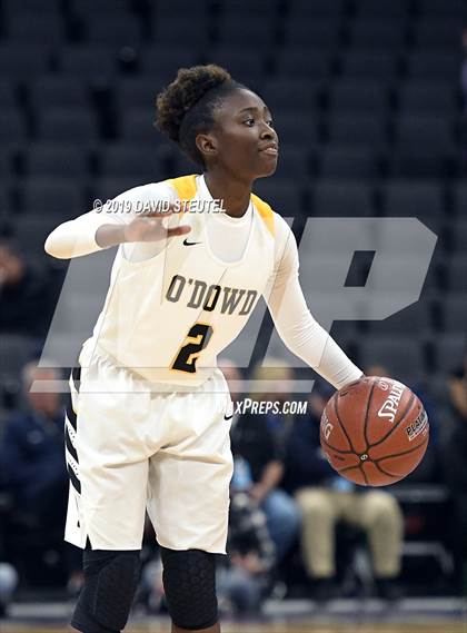Thumbnail 2 in Rosary Academy vs. Bishop O'Dowd (CIF State D1 Final) photogallery.