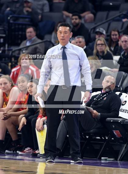 Thumbnail 3 in Rosary Academy vs. Bishop O'Dowd (CIF State D1 Final) photogallery.