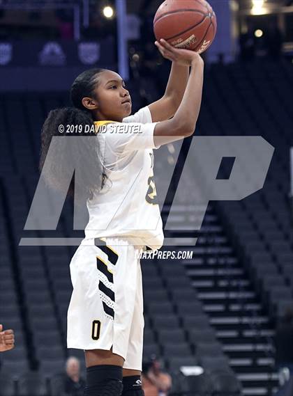 Thumbnail 1 in Rosary Academy vs. Bishop O'Dowd (CIF State D1 Final) photogallery.