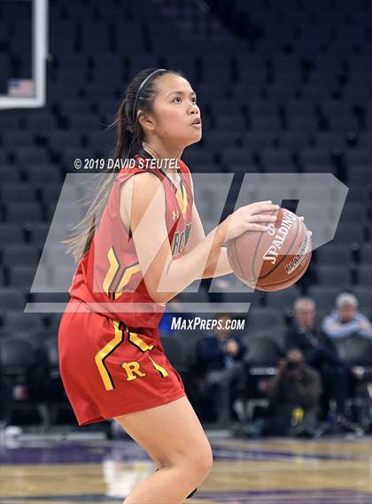 Thumbnail 3 in Rosary Academy vs. Bishop O'Dowd (CIF State D1 Final) photogallery.