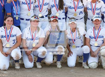 Thumbnail 2 in South Williamsport vs. Muncy (PIAA District IV Class AA Final) photogallery.