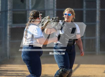 Thumbnail 3 in South Williamsport vs. Muncy (PIAA District IV Class AA Final) photogallery.