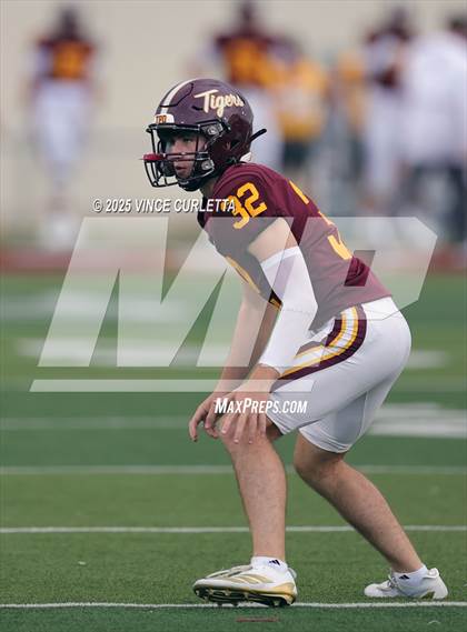 Thumbnail 3 in Vandegrift @ Dripping Springs photogallery.