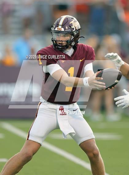 Thumbnail 2 in Vandegrift @ Dripping Springs photogallery.