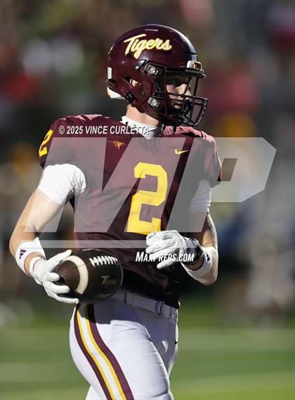 Thumbnail 3 in Vandegrift @ Dripping Springs photogallery.