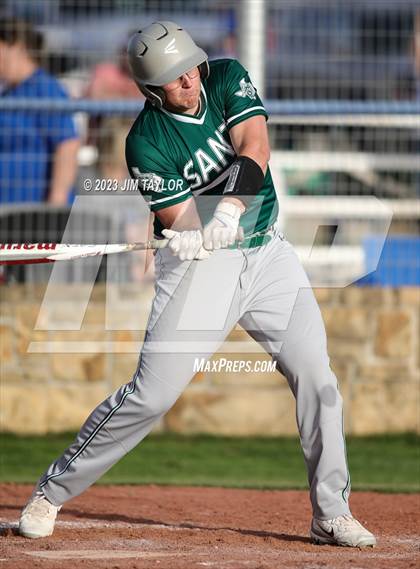 Thumbnail 3 in Lipan @ Santo photogallery.
