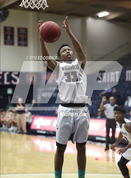 Thumbnail 3 in Moreau Catholic vs. Woodcreek (MaxPreps MLK Classic) photogallery.