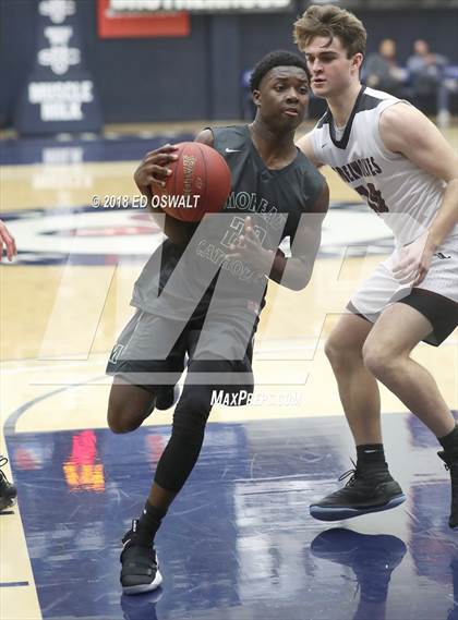 Thumbnail 3 in Moreau Catholic vs. Woodcreek (MaxPreps MLK Classic) photogallery.