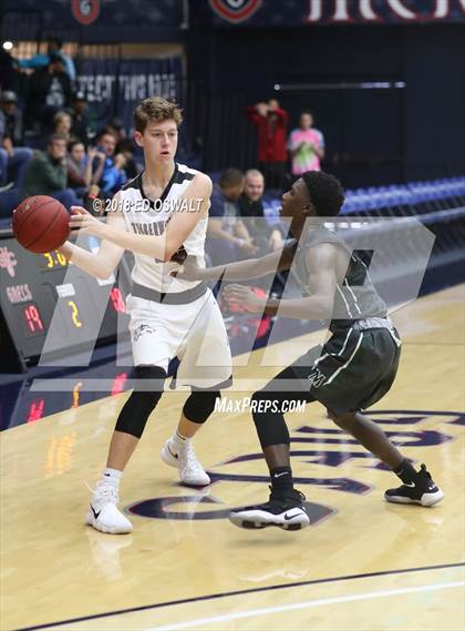 Thumbnail 3 in Moreau Catholic vs. Woodcreek (MaxPreps MLK Classic) photogallery.