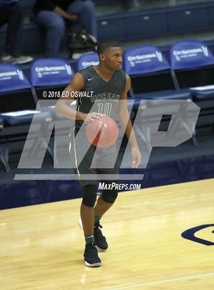 Thumbnail 3 in Moreau Catholic vs. Woodcreek (MaxPreps MLK Classic) photogallery.