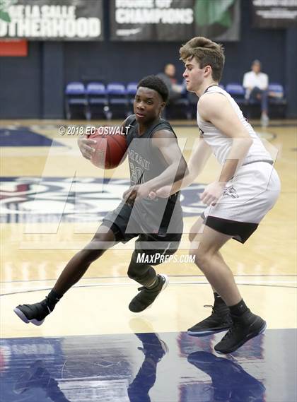 Thumbnail 2 in Moreau Catholic vs. Woodcreek (MaxPreps MLK Classic) photogallery.