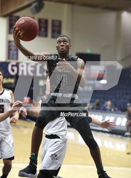 Thumbnail 3 in Moreau Catholic vs. Woodcreek (MaxPreps MLK Classic) photogallery.