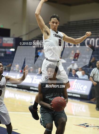 Thumbnail 3 in Moreau Catholic vs. Woodcreek (MaxPreps MLK Classic) photogallery.