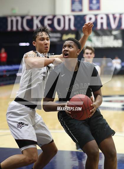Thumbnail 2 in Moreau Catholic vs. Woodcreek (MaxPreps MLK Classic) photogallery.