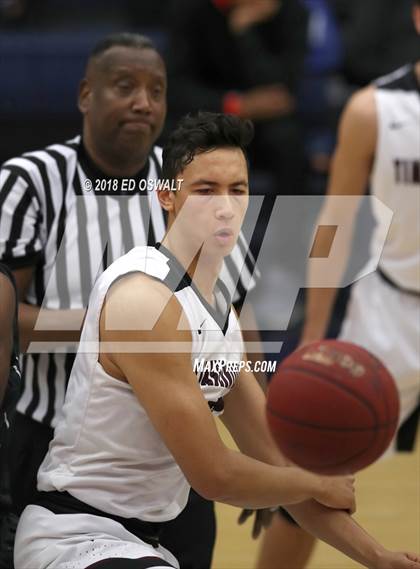 Thumbnail 1 in Moreau Catholic vs. Woodcreek (MaxPreps MLK Classic) photogallery.