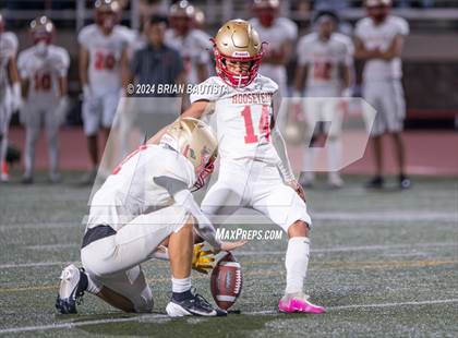 Thumbnail 1 in Kamehameha Maui vs. Roosevelt (HHSAA D2 Semifinal) photogallery.