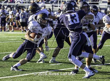 Thumbnail 1 in Victor vs Pittsford photogallery.
