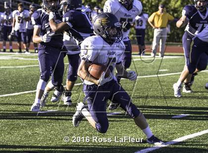 Thumbnail 2 in Victor vs Pittsford photogallery.
