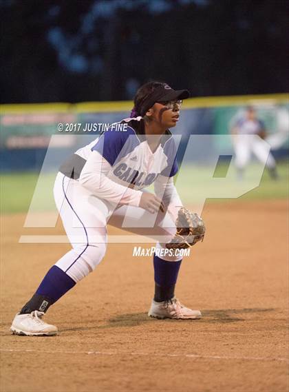 Thumbnail 3 in Patrick Henry vs. Carlsbad (CIF SDS D1 Final) photogallery.