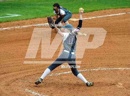Thumbnail 1 in Boerne vs Robstown (SAISD Softball Tournament) photogallery.