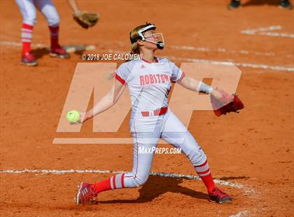 Thumbnail 2 in Boerne vs Robstown (SAISD Softball Tournament) photogallery.