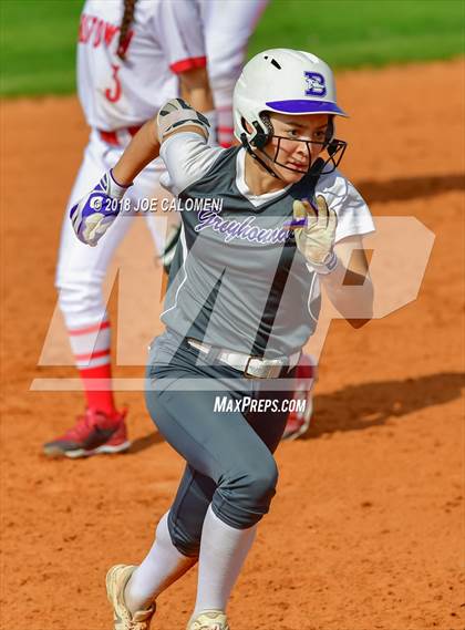 Thumbnail 2 in Boerne vs Robstown (SAISD Softball Tournament) photogallery.