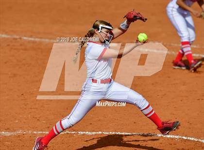 Thumbnail 1 in Boerne vs Robstown (SAISD Softball Tournament) photogallery.