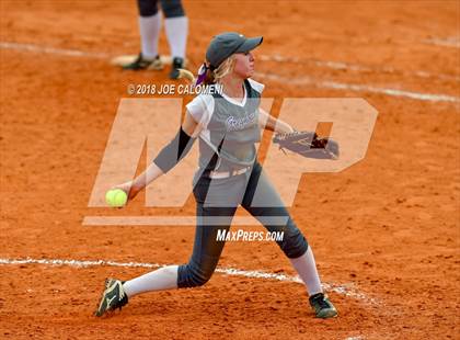 Thumbnail 3 in Boerne vs Robstown (SAISD Softball Tournament) photogallery.