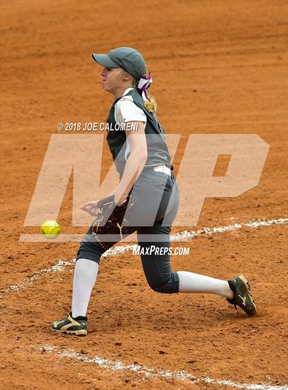 Thumbnail 3 in Boerne vs Robstown (SAISD Softball Tournament) photogallery.