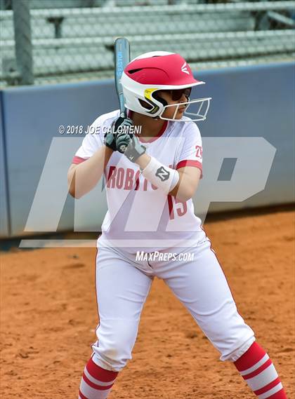 Thumbnail 3 in Boerne vs Robstown (SAISD Softball Tournament) photogallery.